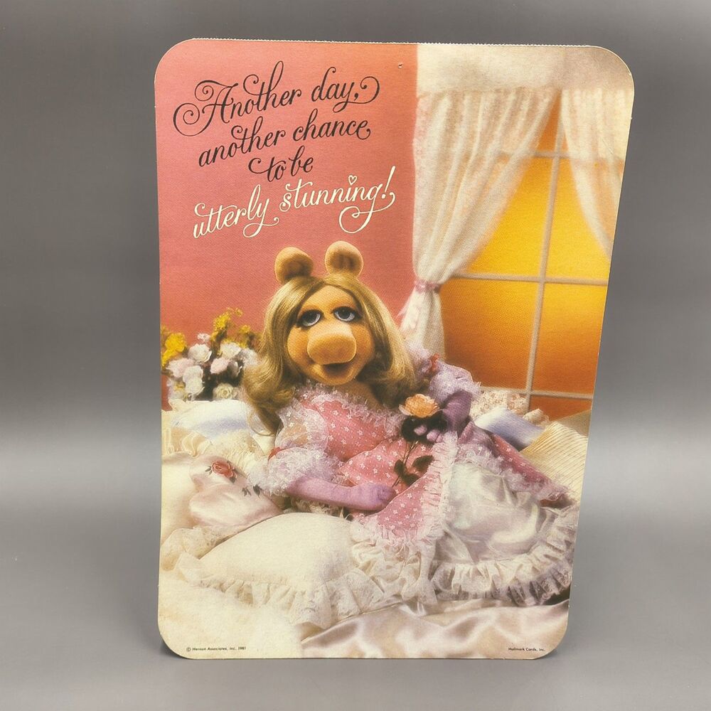 Vintage 1981 Miss Piggy Muppets Diecut Wall Decoration UTTERLY STUNNING Hallmark